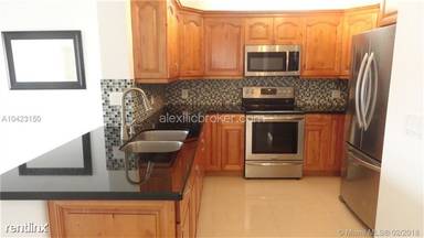 Main picture of 110 S Shore Dr