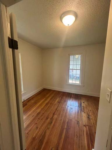 Main picture of 216 Randolph St
