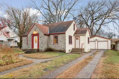 Main picture of 1900 Glenpaul Ave