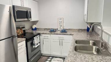 Main picture of 4620 Miller Ave