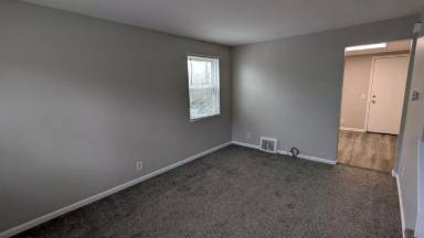 Main picture of 1310 20th St NE