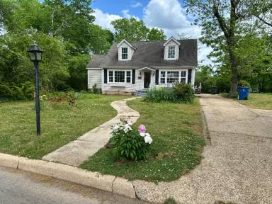 Main picture of 816 E Tombigbee St