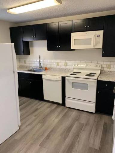 Main picture of 425 Myrtle Greens Dr