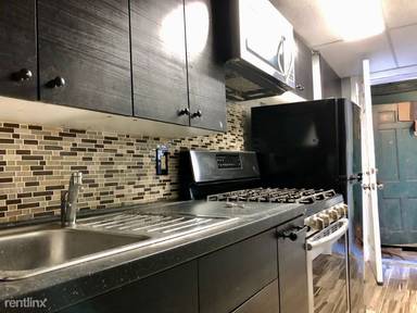 Main picture of 37 Oak St