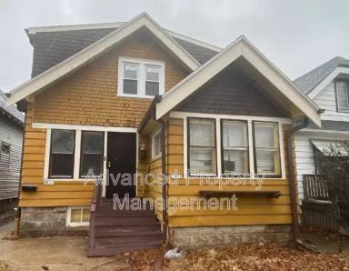 Main picture of 3859 N 21st St