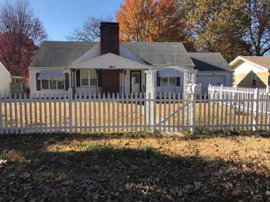 Main picture of 1833 S Missouri Ave