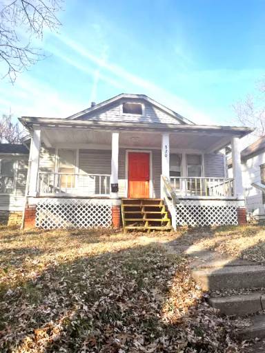 Main picture of 836 S Park Ave