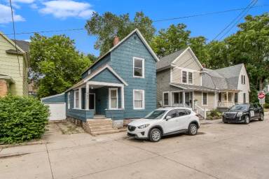 Main picture of 326 Robey Pl SE