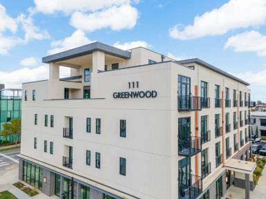 Main picture of 111 Greenwood - 101