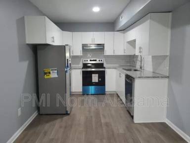 Main picture of 9011 Mahogany Row SE