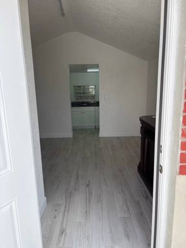 Main picture of 3002 W Wilder Ave