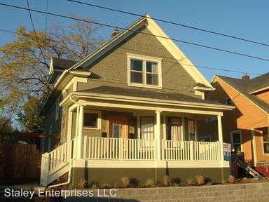 Main picture of 431 NE Webster St