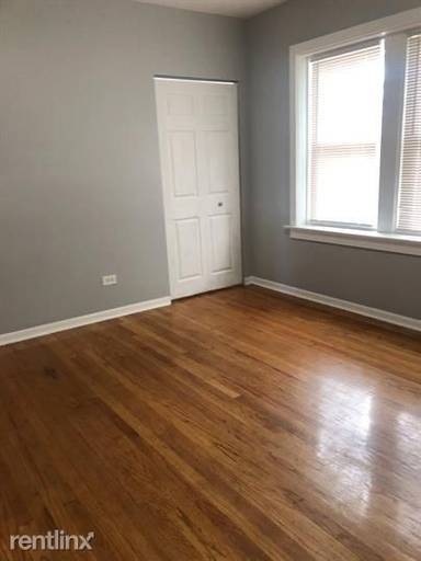 Main picture of 2834 W 65th St