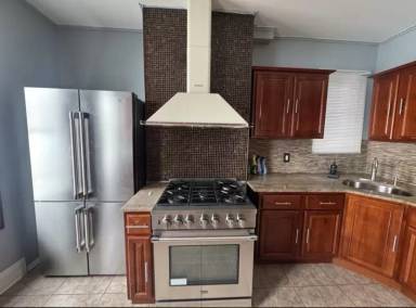 Main picture of 390 Fairmount Ave