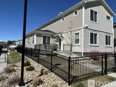 Main picture of 615 Stonebridge Dr