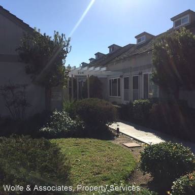 Main picture of 220 Elm Ave