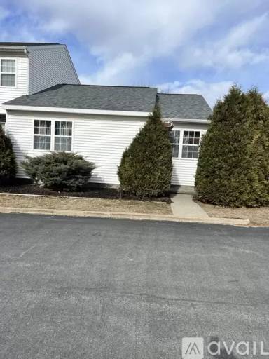 Main picture of 110 Sagamore St