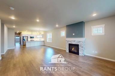Main picture of 2209 Trail View St NE
