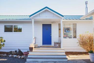 Main picture of 2581 Island View Ln