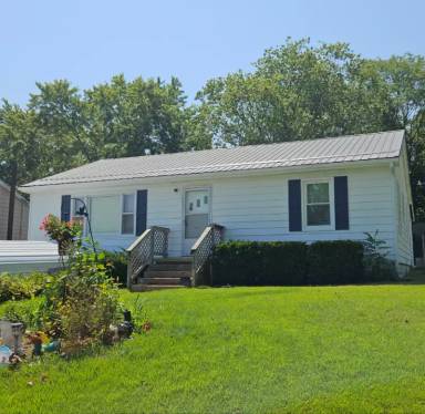 Main picture of 309 Williams Rd