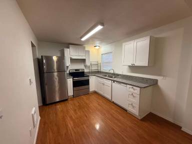 Main picture of 4146 Glenwood Dr SE