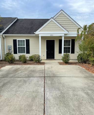 Main picture of 245 Sunview Dr