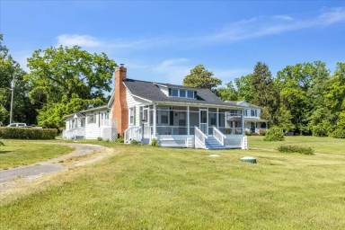 Main picture of 801 Annapolis Rd