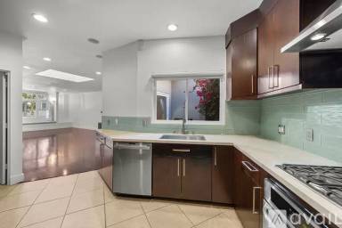 Main picture of 714 Kettner Blvd