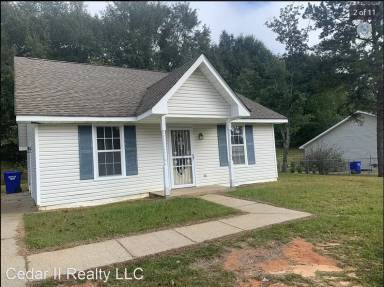 Main picture of 105 Segars Ln