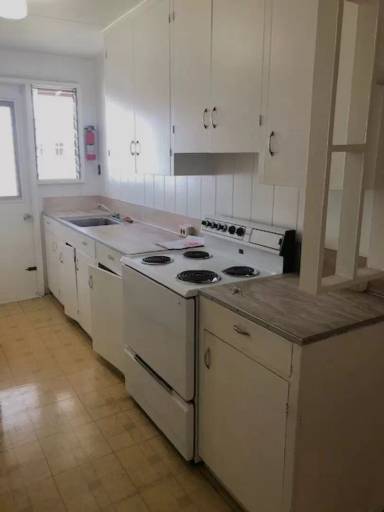Main picture of 98-117 Kanuku St