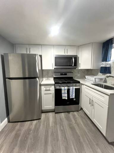 Main picture of 17 Crowell St