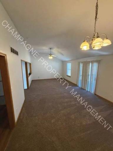 Main picture of 6528 NE 44th St