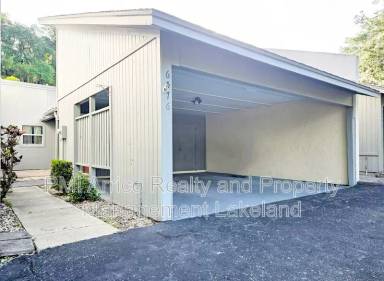 Main picture of 6576 Sweetbriar Ln