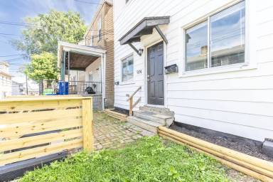 Main picture of 978 Manton Way
