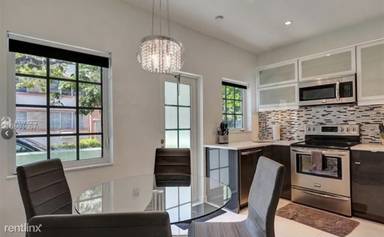 Main picture of Arcadia Condo