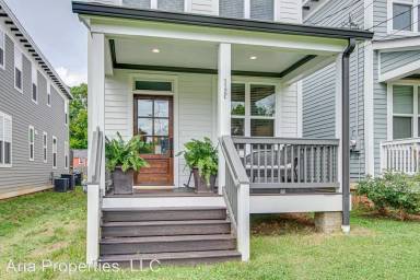 Main picture of 112 Rosebank Ave