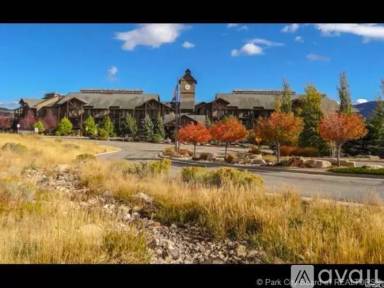 Main picture of 1364 W Stillwater Dr