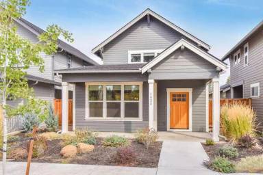 Main picture of 1028 E Black Butte Ave