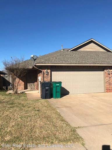 Main picture of 11102-50 SW 5th St