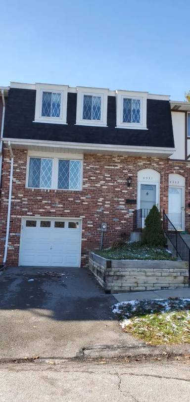 Main picture of 4331 Hemlock Cir