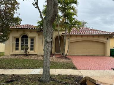 Main picture of 12860 SW 51st St