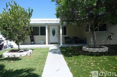 Main picture of 3305 Riviera Dr