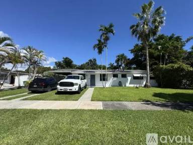 Main picture of 10231 Dolphin Rd