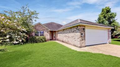 Main picture of 3516 Farah Dr