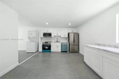 Main picture of 2415 Garfield St