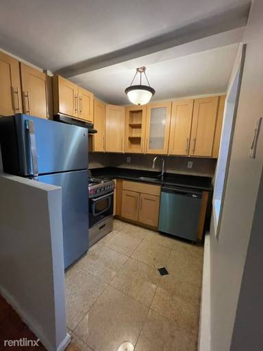 Main picture of 39 Duncan Ave