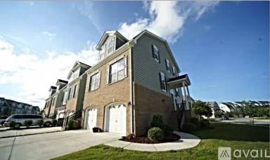 Main picture of 956 Iron Bridge Dr