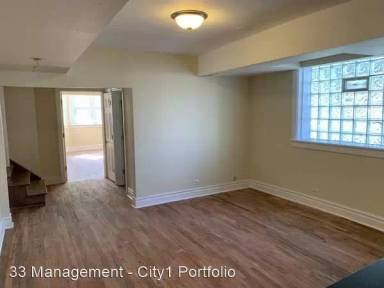 Main picture of 2039 N Saint Louis Ave