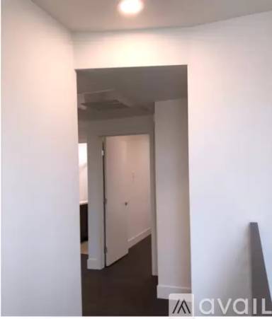 Main picture of 14611 Delano St
