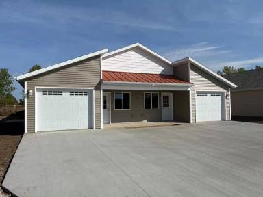 Main picture of 5246 Christopher Dr